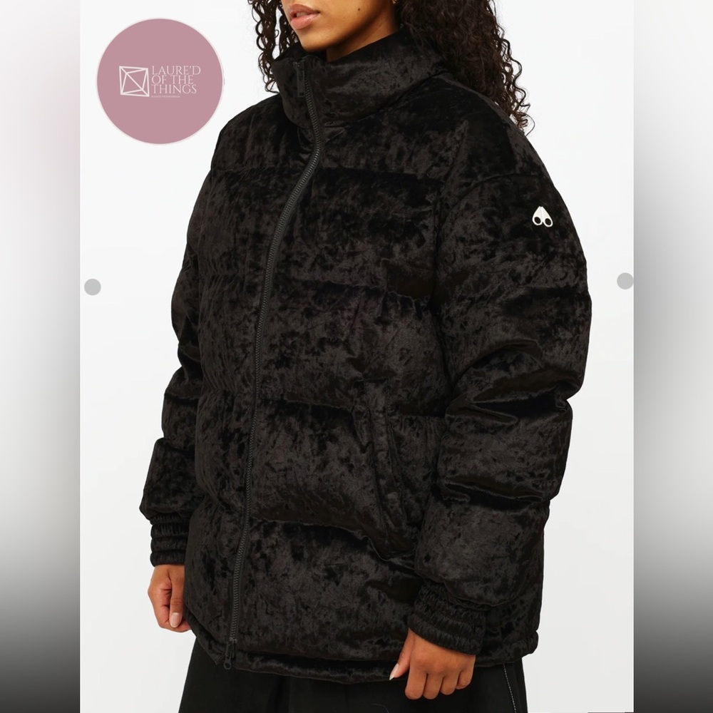 Size XL Women’s Moose Knuckles Velour Unique Puff Jacket